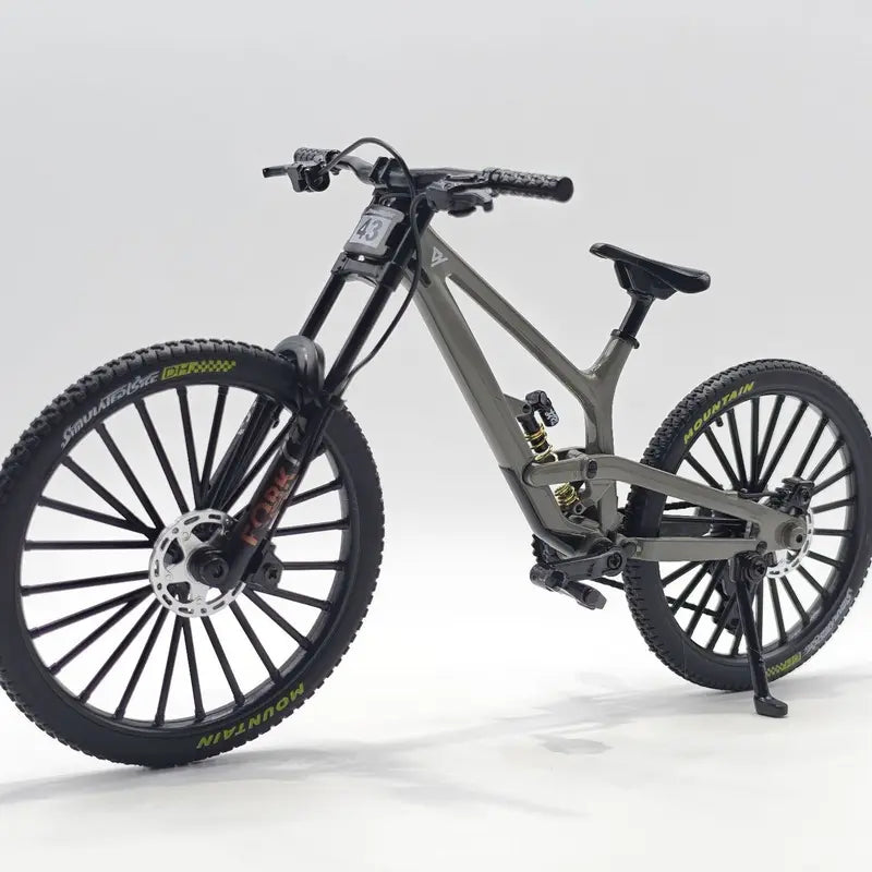 🚵 Mini Mountain Bike Model — Realistic Zinc Alloy Desk Décor in 3 Colors 🎁